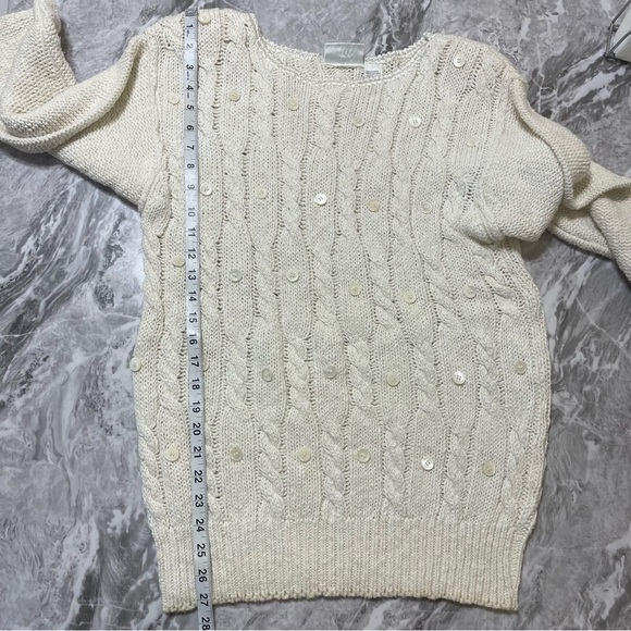 Liz Claiborne Collection Women’s Sweater Ivory Cable Knit Buttons Vintage Preppy - Picture 4 of 10